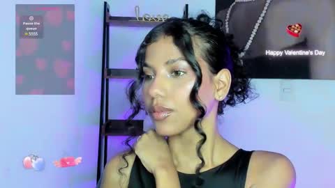 Luna  online show from February 23, 2025, 1:02 am