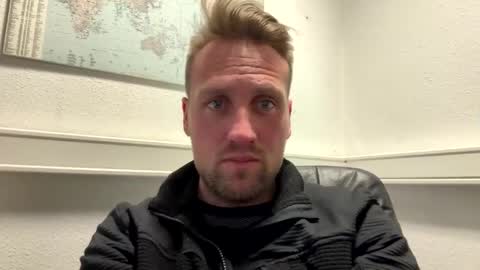 lovefuesse online show from February 3, 2026, 12:21 pm