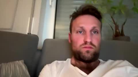 lovefuesse online show from March 6, 2026, 10:17 pm