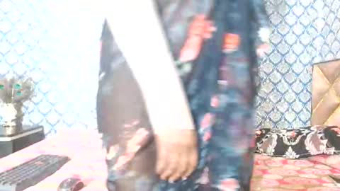 Snapshot of lovefunnitya chatting on October 5, 2025, 2:48 pm Divya online show from October 5, 2025, 2:48 pm