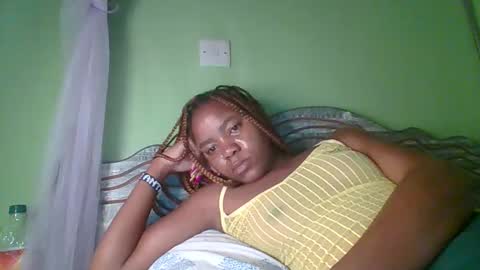 lovegal335 online show from January 12, 2026, 5:34 am