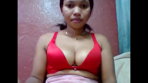 loveinlife750427 online show from December 15, 2025, 8:51 am