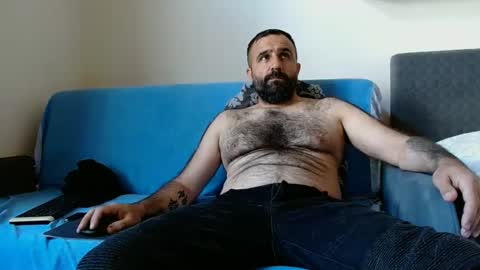 loveivat80 online show from May 3, 2026, 1:06 pm
