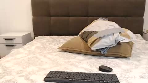 lovellykitty online show from July 24, 2026, 6:55 am