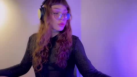 Snapshot of lovelorn_ chatting on January 25, 2025, 5:29 am Elsa online show from January 25, 2025, 5:29 am