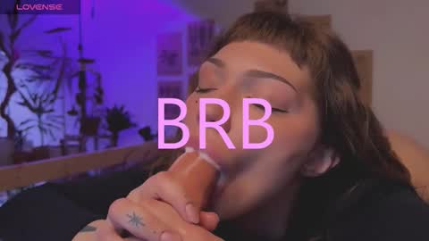 Snapshot of lovelorn_ chatting on October 9, 2025, 5:05 am Elsa online show from October 9, 2025, 5:05 am