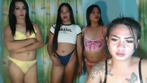 Snapshot of lovely_ayax chatting on February 17, 2025, 11:13 am alexa alice jane daisy online show from February 17, 2025, 11:13 am