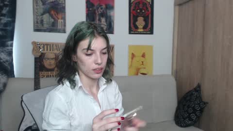 Cassie online show from February 1, 2025, 8:05 pm