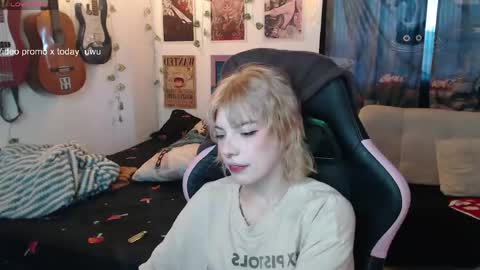 Snapshot of lovely_cass chatting on May 24, 2026, 10:59 pm Cassie online show from May 24, 2026, 10:59 pm