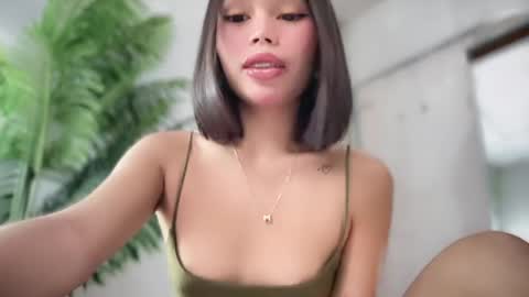 lovely_cittie18 online show from April 22, 2026, 3:09 am
