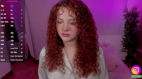 Snapshot of lovely_emma18 chatting on May 15, 2026, 2:40 am Emma online show from May 15, 2026, 2:40 am