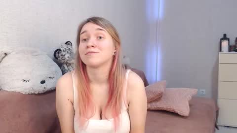 Lovely Hayley online show from November 4, 2025, 10:31 pm