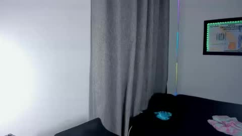Snapshot of lovely_horny713 chatting on April 16, 2026, 11:00 am Salo online show from April 16, 2026, 11:00 am