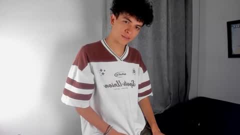 Snapshot of lovely_horny713 chatting on April 20, 2026, 11:02 am Salo online show from April 20, 2026, 11:02 am