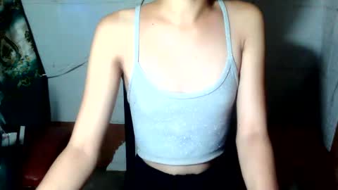 lovely_joan123 online show from May 1, 2026, 2:32 pm