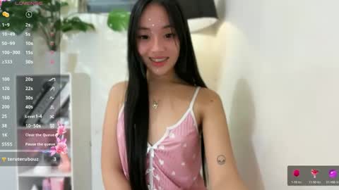 Snapshot of lovely_leah23 chatting on June 6, 2026, 9:19 pm lovely_leah23 online show from June 6, 2026, 9:19 pm