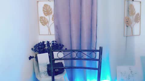 lovely_lianne online show from May 2, 2026, 8:14 pm