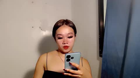 Snapshot of lovely_lianne chatting on May 27, 2026, 5:26 am lovely_lianne online show from May 27, 2026, 5:26 am
