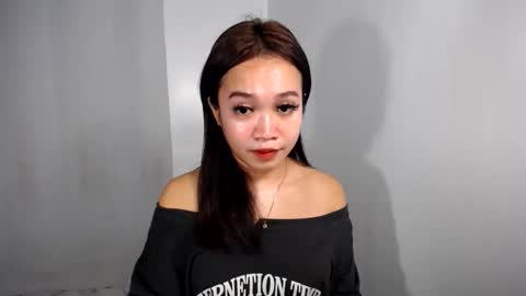 Snapshot of lovely_lianne chatting on June 9, 2026, 3:40 am lovely_lianne online show from June 9, 2026, 3:40 am