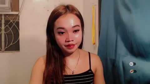 Snapshot of lovely_lianne chatting on June 23, 2026, 10:57 am lovely_lianne online show from June 23, 2026, 10:57 am
