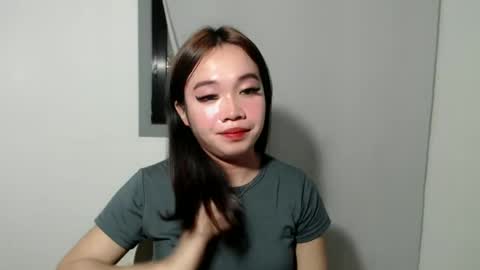 Snapshot of lovely_lianne chatting on July 5, 2026, 4:19 am lovely_lianne online show from July 5, 2026, 4:19 am