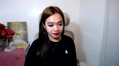 Snapshot of lovely_lianne chatting on July 15, 2026, 3:34 am lovely_lianne online show from July 15, 2026, 3:34 am