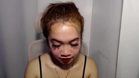 Snapshot of lovely_lianne chatting on July 24, 2026, 7:39 am lovely_lianne online show from July 24, 2026, 7:39 am