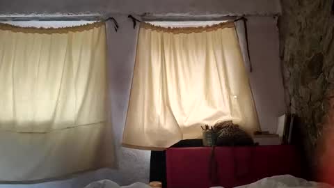 Snapshot of lovely_maia chatting on November 9, 2025, 3:54 pm Maya online show from November 9, 2025, 3:54 pm