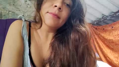 Snapshot of lovely_maia chatting on November 17, 2025, 3:18 pm Maya online show from November 17, 2025, 3:18 pm