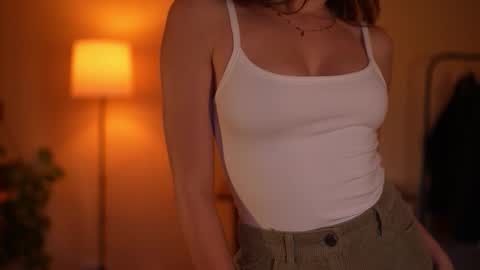 Snapshot of lovely_nat chatting on February 7, 2026, 4:43 pm Natasha - IG online show from February 7, 2026, 4:43 pm