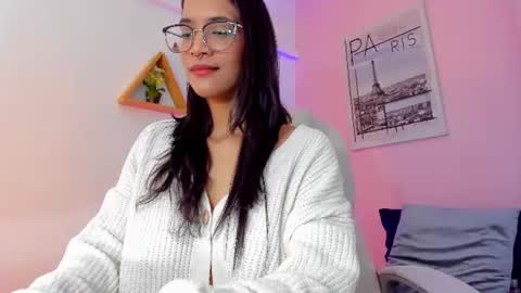 Olivia online show from June 17, 2026, 5:36 pm