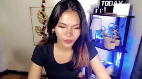 KATE online show from April 21, 2026, 2:56 pm