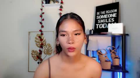 KATE online show from April 24, 2026, 3:47 pm