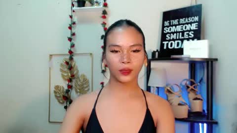 KATE online show from April 26, 2026, 5:21 pm