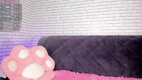 Lolly online show from May 2, 2026, 1:21 am