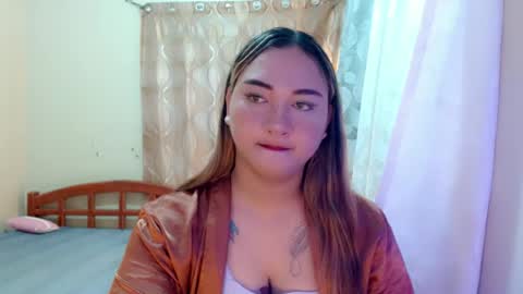 Snapshot of lovely_rica chatting on July 30, 2026, 5:28 am lovely_rica online show from July 30, 2026, 5:28 am