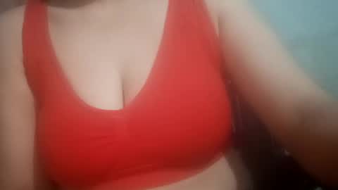 Snapshot of lovely_sweet_girl chatting on February 8, 2025, 10:50 am katrina follow me guys online show from February 8, 2025, 10:50 am