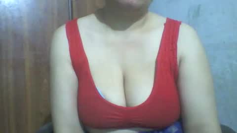 Snapshot of lovely_sweet_girl chatting on October 17, 2025, 2:37 am katrina follow me guys online show from October 17, 2025, 2:37 am