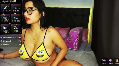 Snapshot of lovely_violet13 chatting on January 27, 2025, 8:39 pm lovely violet13 online show from January 27, 2025, 8:39 pm