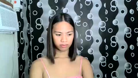 Snapshot of lovely_yvoneslutty chatting on September 12, 2025, 1:17 am lovely_yvoneslutty online show from September 12, 2025, 1:17 am