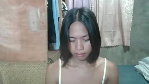 Snapshot of lovely_yvoneslutty chatting on January 12, 2026, 11:26 am lovely_yvoneslutty online show from January 12, 2026, 11:26 am