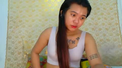 lovelyasian_babe online show from February 11, 2026, 5:40 pm