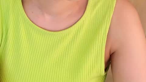 Snapshot of lovelybeatricee chatting on July 29, 2026, 7:12 pm Beatrice online show from July 29, 2026, 7:12 pm