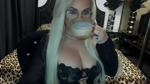 PrAllinXXXa online show from April 29, 2026, 11:00 pm