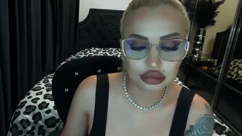 PrAllinXXXa online show from May 22, 2026, 10:37 pm