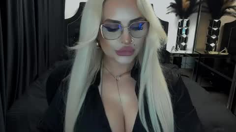 PrAllinXXXa online show from June 6, 2026, 11:20 pm