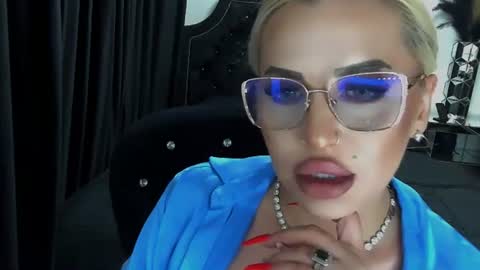 PrAllinXXXa online show from June 17, 2026, 11:38 pm