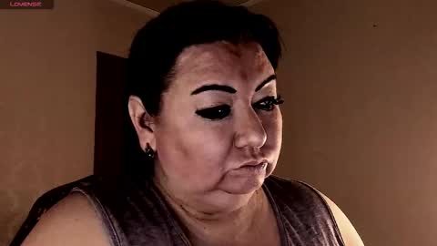 Anelana online show from February 1, 2026, 4:33 am