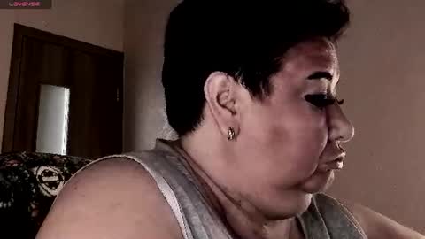 Snapshot of lovelyboobsx chatting on June 22, 2026, 3:25 am Anelana online show from June 22, 2026, 3:25 am