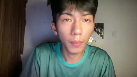 lovelyboy_jm online show from May 8, 2026, 1:44 am